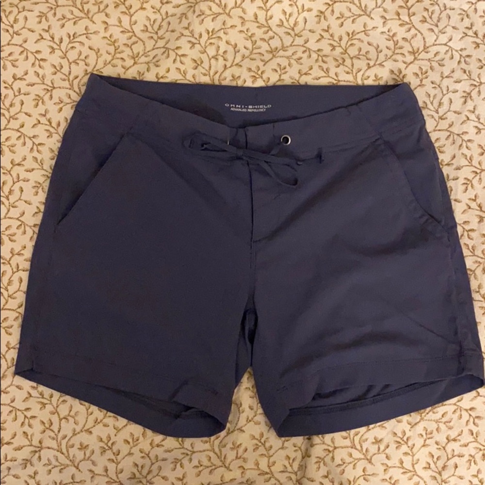 Columbia shorts